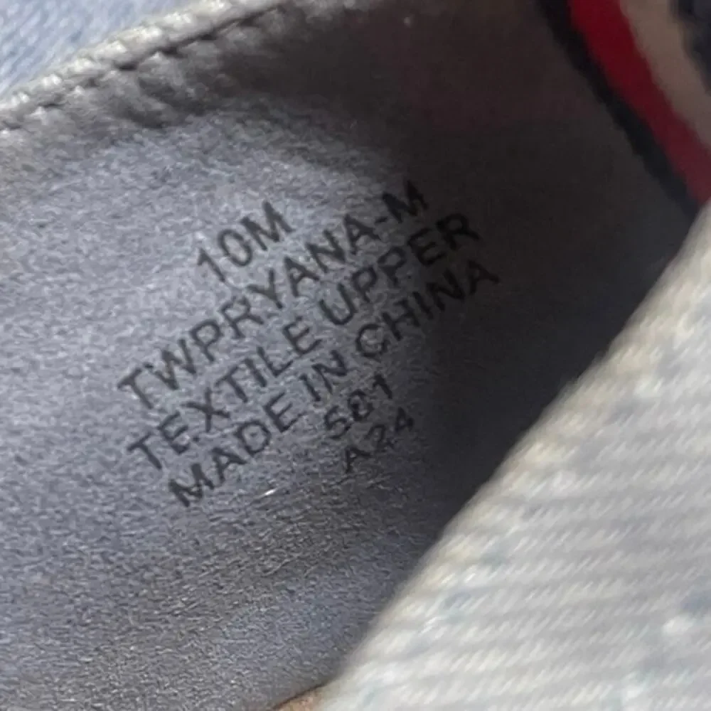Tommy Hilfiger Light Blue Denim Espadrille Size 10 Monogram Logo Preppy Coastal